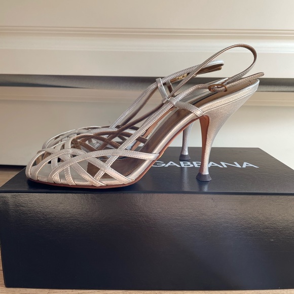 Dolce & Gabbana - Silver Slingback Sandals/Heels, Womens Size 8.5, Made in Italy - Picture 4 of 8